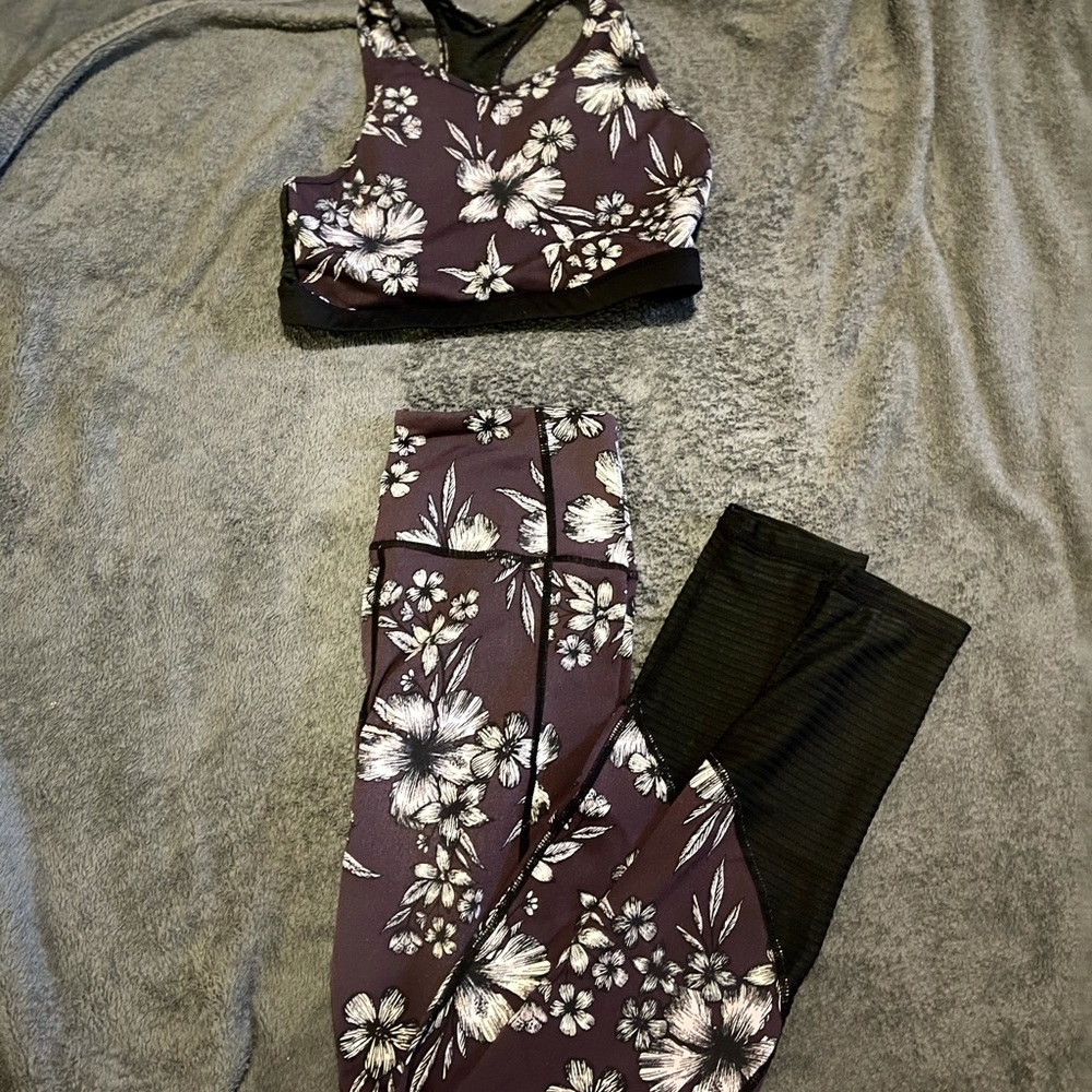 Cute Janella Bay activewear set
